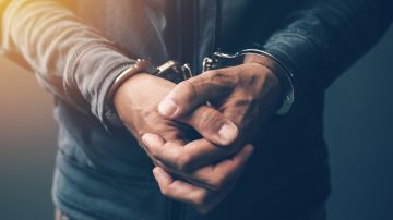 El padre que dio gasolina a su bebé para intentar matarlo en Texas se encuentra en prisión.